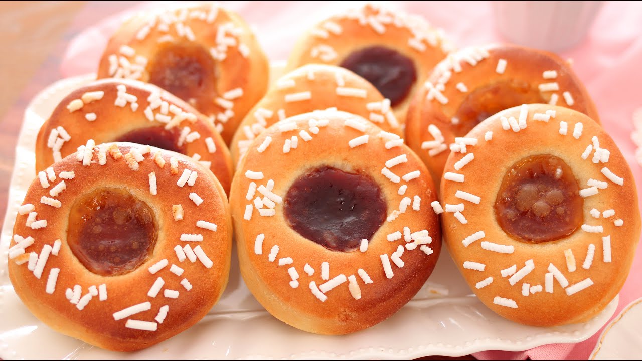BRIOCHE SOFFICI OCCHIO DI BUE alla Marmellata - Ricetta Facile - Senza Uova e Senza Burro