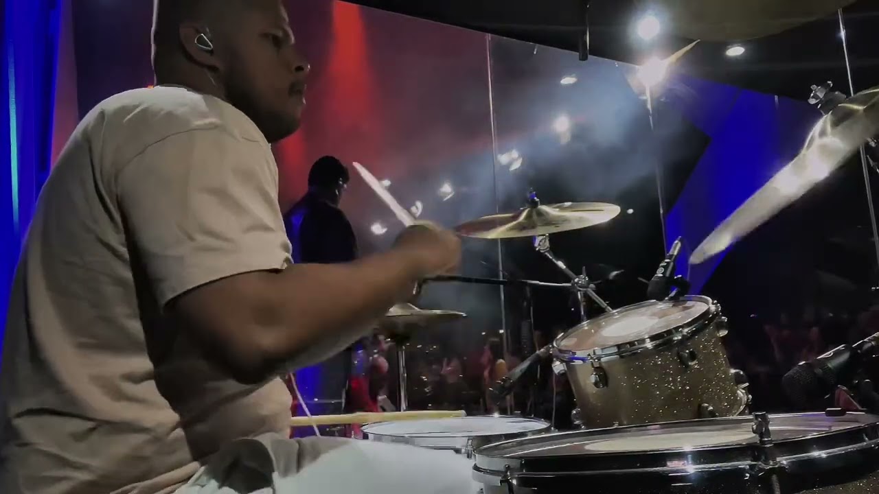 COMO FLECHA | DRUM COVER | SAMUEL DIAS E CAROL BRAGA