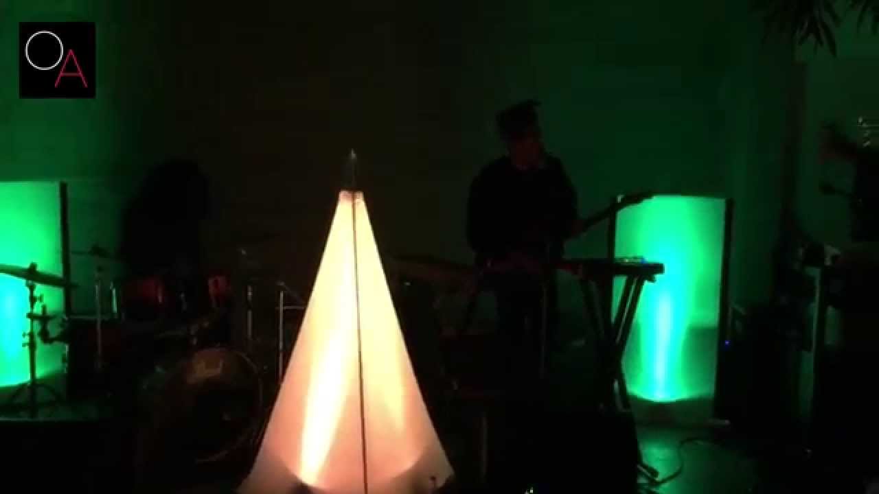 Crashing Hotels (Live) performance clip – OneAvenue Tv Exclusive