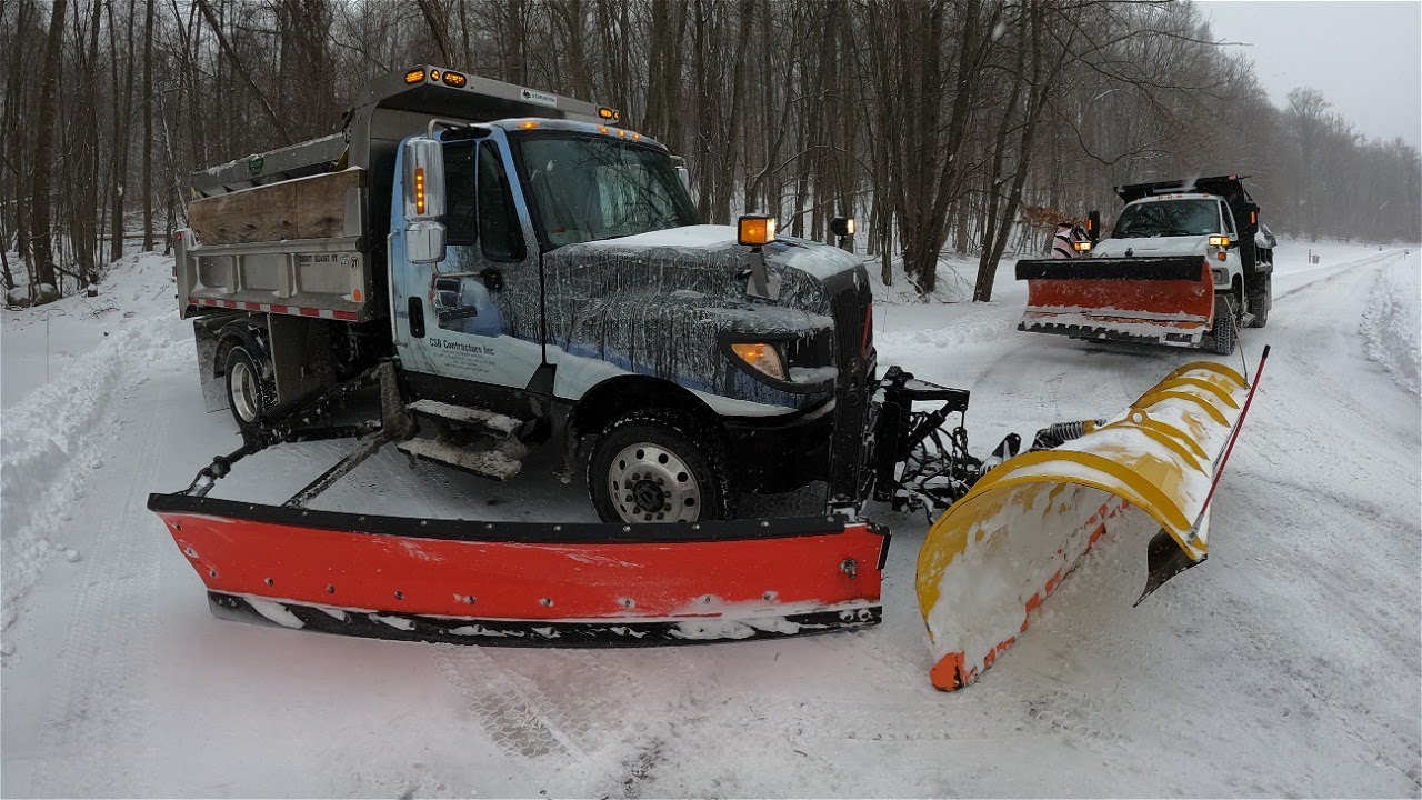 SNOW PLOWING FOR THE THIRD SNOW STORM OF 2022! - YouTube