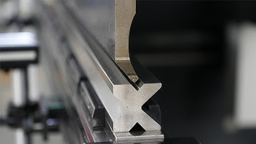 KRRASS 4-Axis CNC Hydraulic Press Brake 110 Ton with DELEM DA53T CNC Controller auto crowning