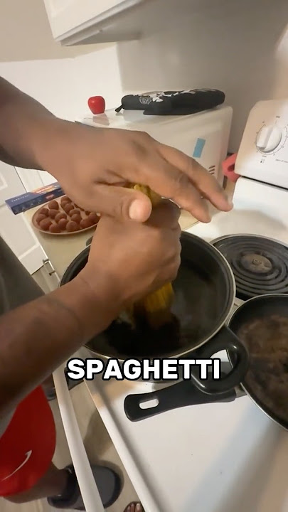 He Tried a “Genius” Pasta Trick (@clevybaby)
