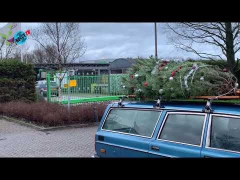 Tot laatste dagen van het jaar druk bij milieustraat in Heiloo (4 januari 2021)