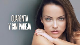 ELLA TIENE PRISA POR CASARSE | Cuarenta y sin pareja | Película Completa en Español Latino