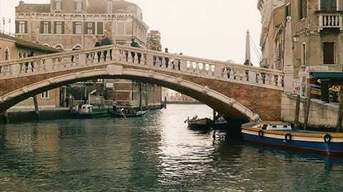 Antonio Vivaldi: Concerto for three violins, strings & b.c. in F major (RV 551) - I. II.