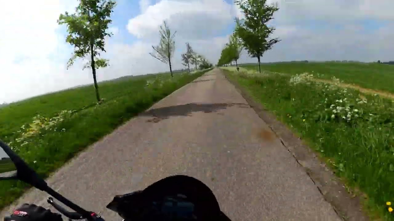 Aprilia Tuono V4 1100RR APRC