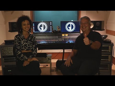 Podcast com Kamila do grupo Nácar no PAPO com Délbert Lins