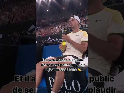 Quand Djokovic demande une standing innovation pour son très prometteur adversaire #shorts #tennis