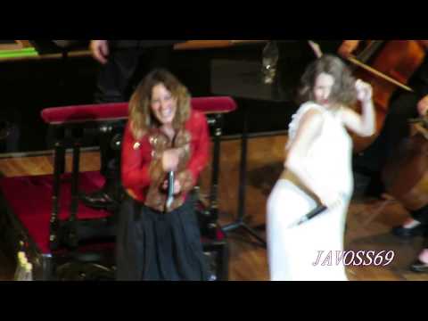 Elena Roger & La Mari de Chambao -i Ahí estas tu