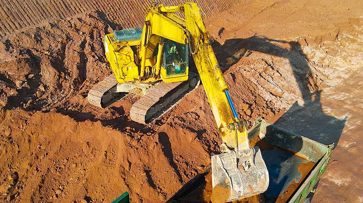 KOMATSU PC200 Excavator Loading Dump Trucks Transport Soil | Sotiriadis/Labrianidis Mining