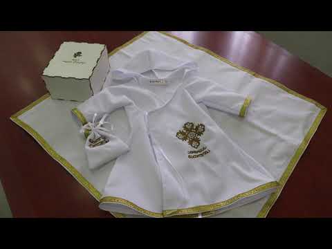 ნათლობის სტიქარი გაფორმებული ნაქარგი ელემენტებით - ნათლობის აქსესუარების კომპლექტი