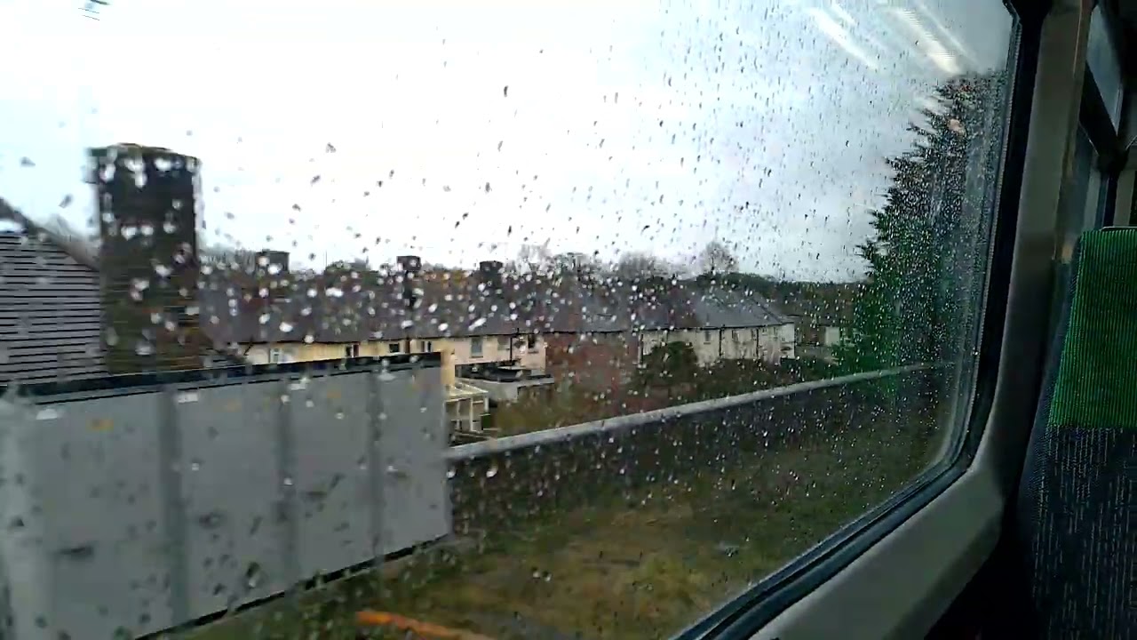 Ride from Slough to Windsor and Eton Central on board a Class 165