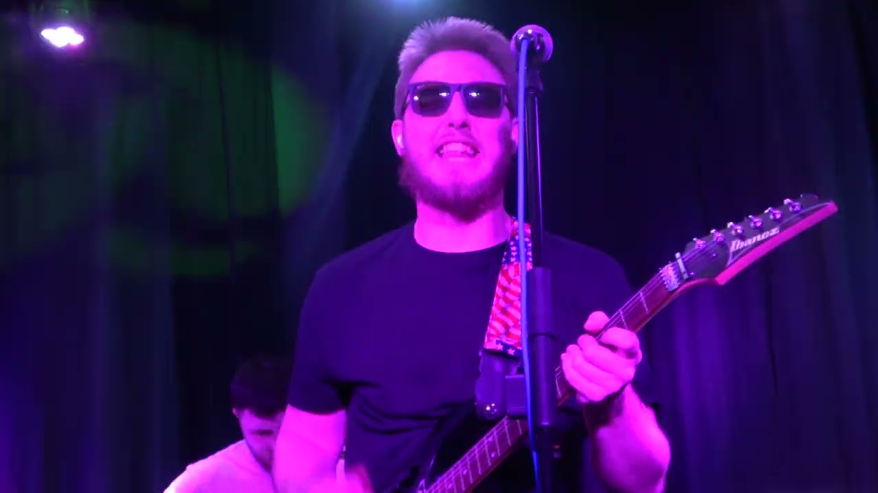 We The Sun Take Off (live at Green Rooms, 22nd October 2022) YouTube