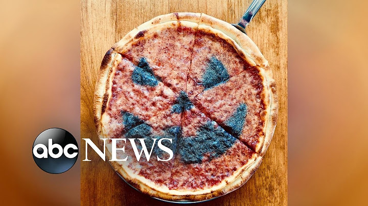 This sparkly, jack-o'-lantern pizza is all you need this Halloween