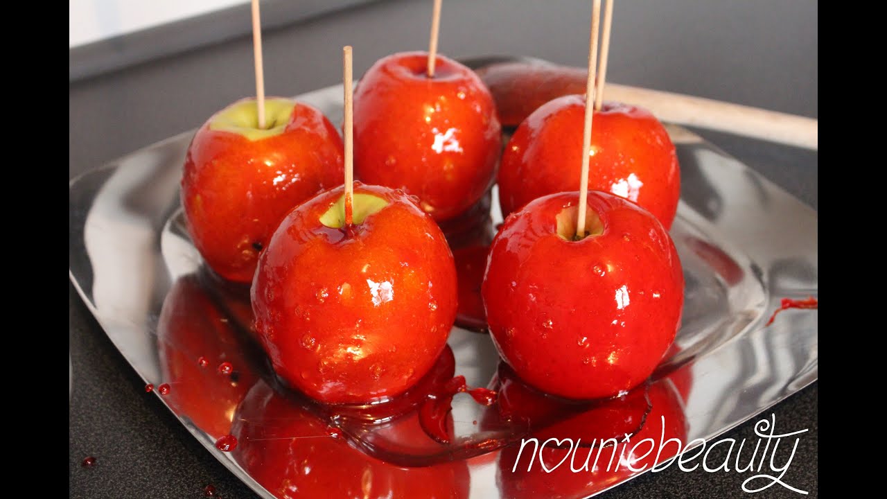 [ Recette n°1 ] Des Pommes d'Amour maison - YouTube