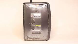 SONY WM-FX373 ウォークマン FM/AM ※ジャンク(broken) SONY WM-FX373 ウォークマン FM/AM ※ジャンク(broken) - メルカリ