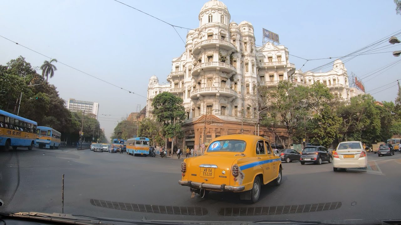 Central & North Kolkata : From Kolkata Bridge Towards Bagbazar via Red Road & C.R Avenue.