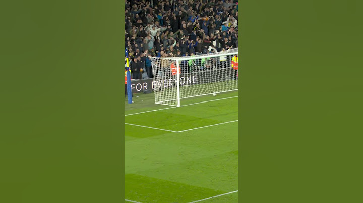 Dan James scores from 45 YARDS! 🔥 #leedsunited #lufc
