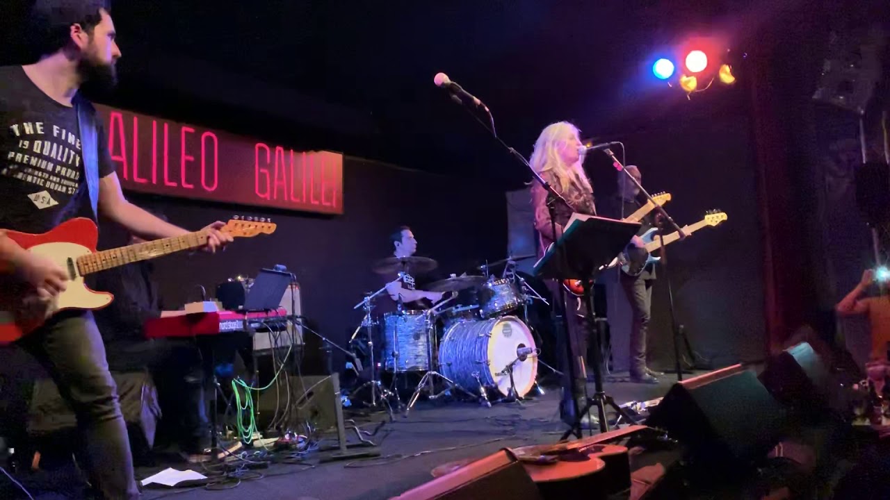 MERCEDES FERRER. Vivimos siempre juntos. Sala Galileo 29/04/2019