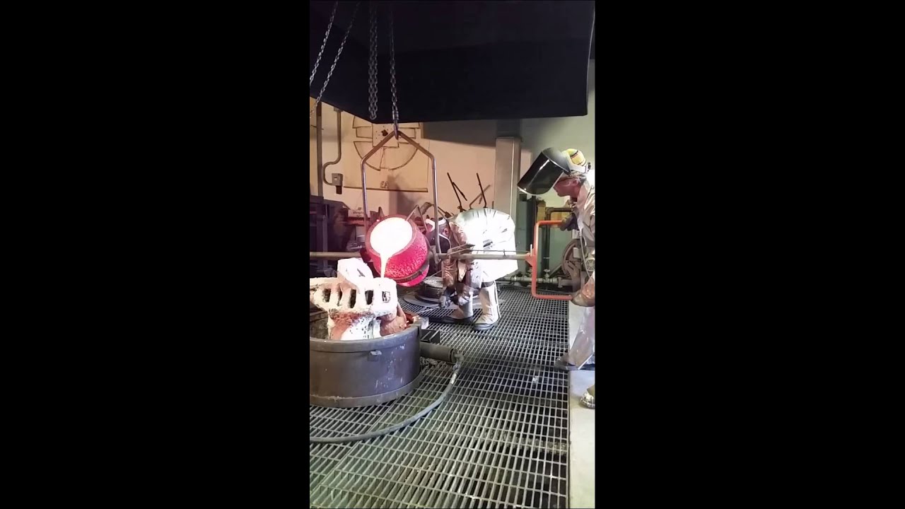 Bronze Casting George Mummert casts bronze