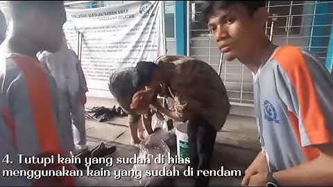 Ujian praktek prakarya kelas IX-2 kelompok 5 membuat ecoprint