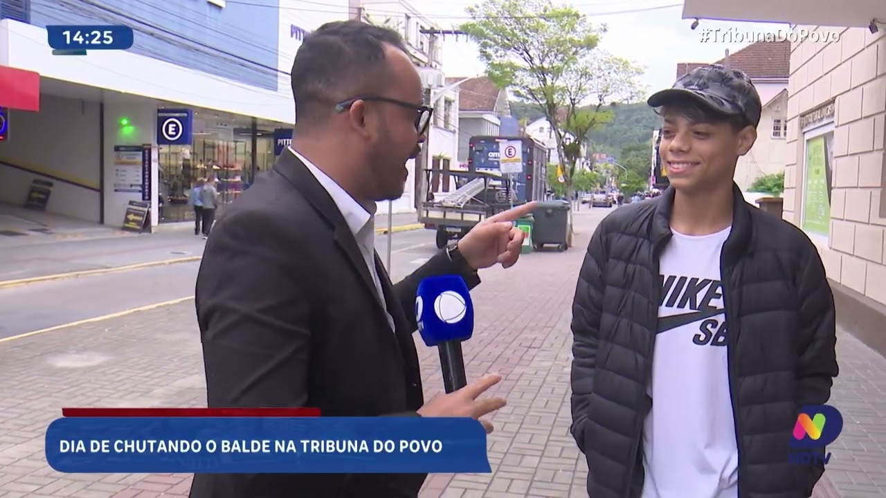 Chutando o Balde: população solta o verbo na Tribuna do Povo