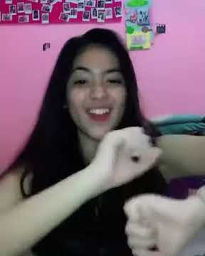 Simanis lagi goyang