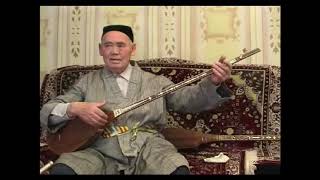 Uzbek master Turgun Alimatov plays dutor (2001)