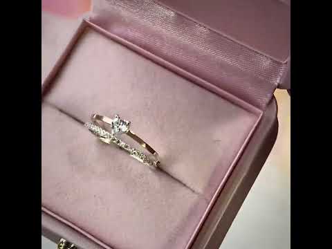 Кільце Срібло 925 проби з фіанітами + пластини Золота 375 проби Розміри 15.5-21, видео 1