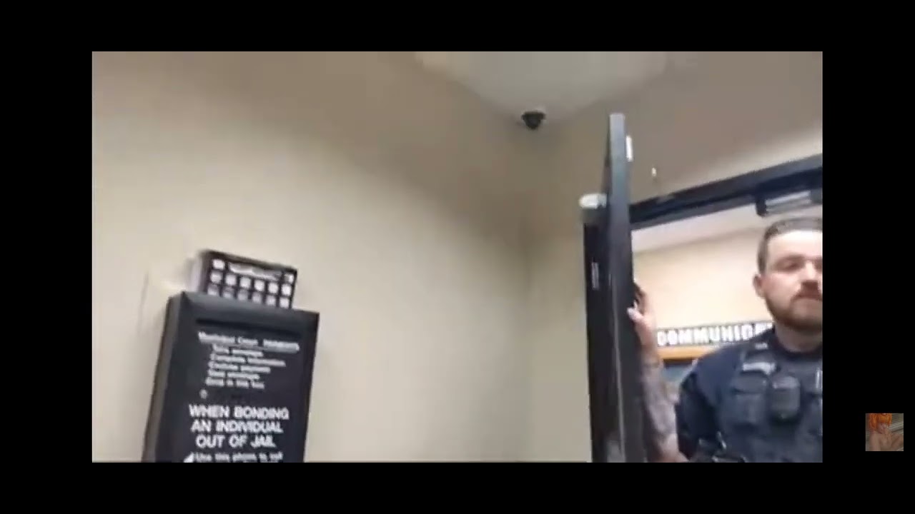 THIS IS HOW YOU TALK TO THE COPS I DON'T ANSWER QUESTIONS first