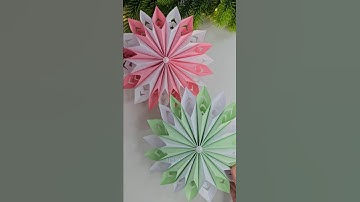 Christmas Crafts 🎄 DIY Paper Snowflakes #papercraft #christmas #diy #shorts #snowflakes #craft