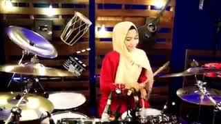 Ya Habibal Qalbi - Nissa Sabyan vs Drummer Nor Amirah