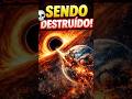 O Destino de um Planeta Perto de um Buraco Negro