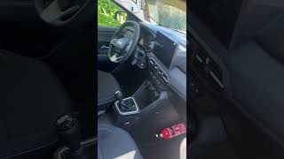 Véhicule 7 places à louer #automobile