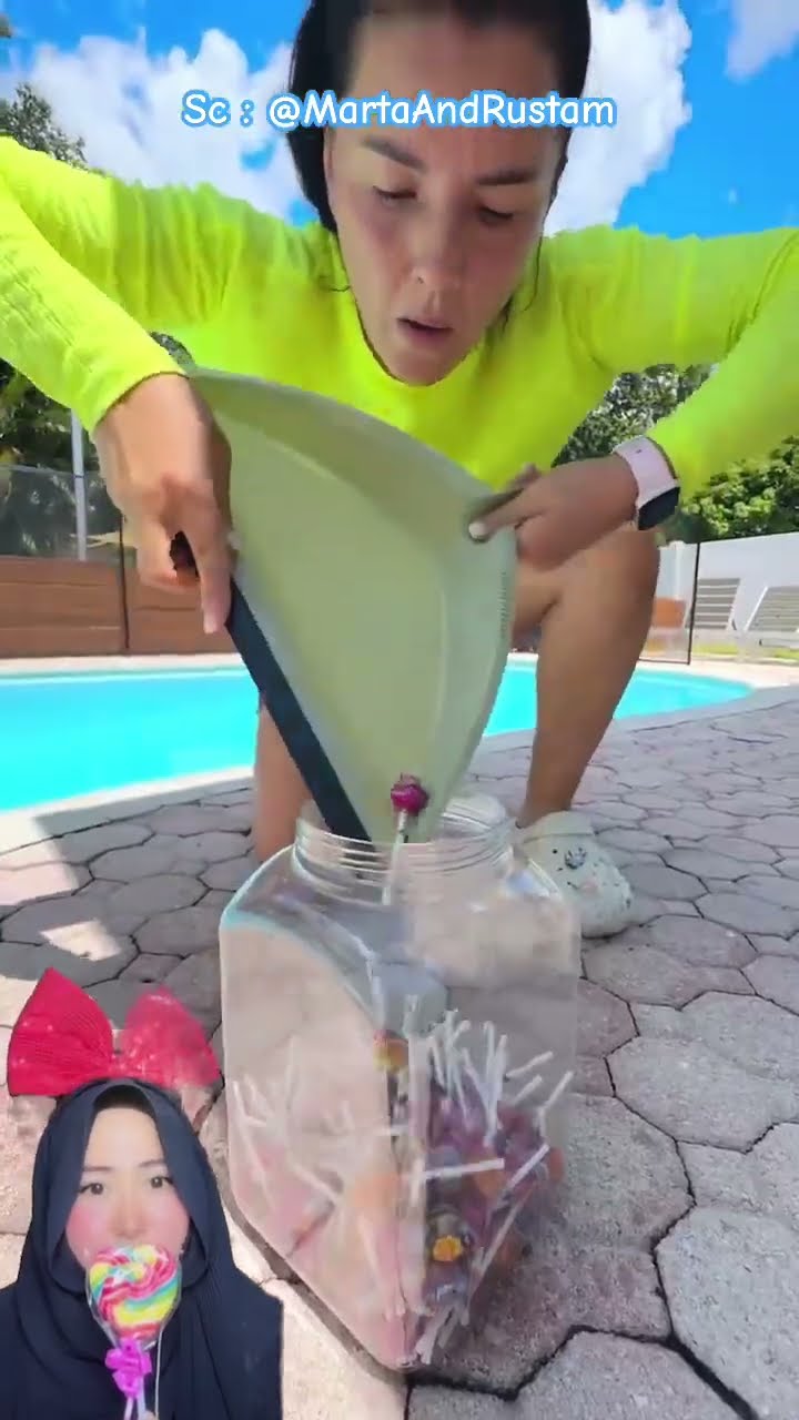 LOLIPOP ADIK TERJEBAK , untung ada Mobil Kaka yang bisa ambil ⁉️? @MartaAndRustam #shorts #funny