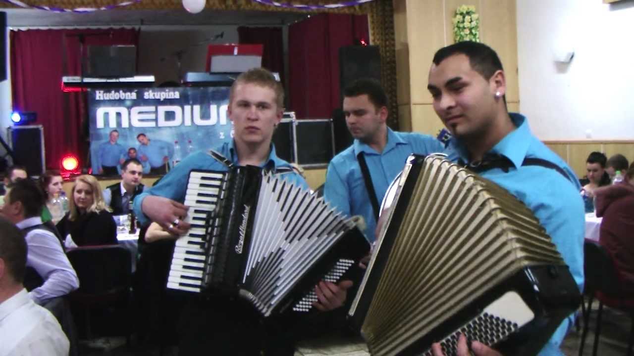 Hudobná Skupina Medium z Čirča - Ocec i s maceru - Od včera večara