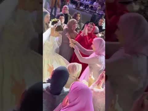 الحلوه اللي باعتني