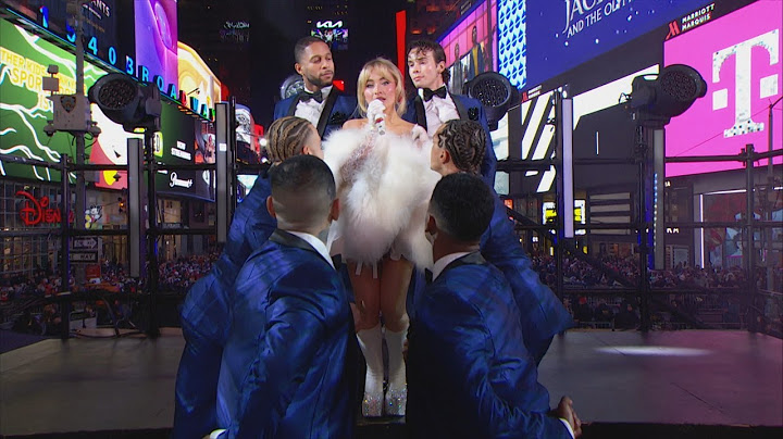 Sabrina Carpenter - Feather / Nonsense [Dick Clark’s New Year’s Rockin’ Eve with Ryan Seacrest 2024]