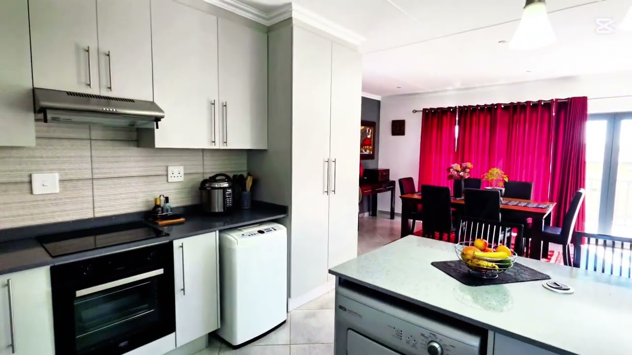 Property for Sale in Fraaiuitsig 