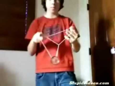 9 Years Old Kid Showing Amazing Yo-Yo Skills