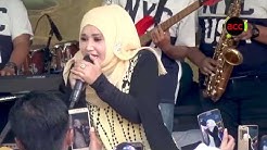 Cintai Aku Karena Allah Ungkapan Hati Seorang Evie Tamala (Live Show Sumenep Madura)  - Durasi: 6:46. 