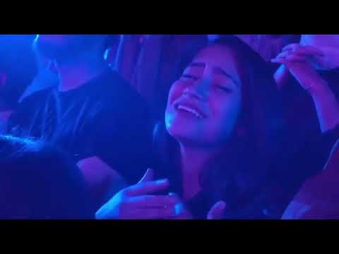 من حال الدنيا الغريبه