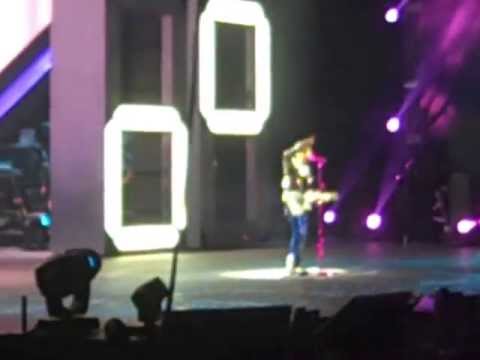 周杰倫 - 不能说的秘密 Opus Jay 2013 Singapore World Tour [Fancam]