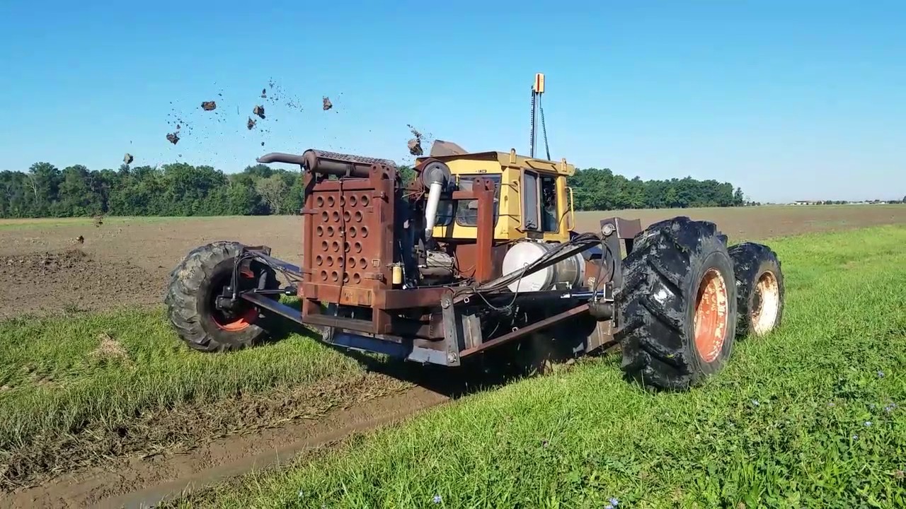 Liebrecht Mfg Grasshopper/Spyder Ditch Cleaning Machine - YouTube