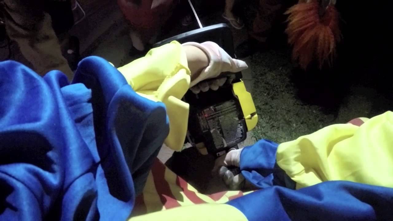 2015 Halloween chainsaw clown prank YouTube