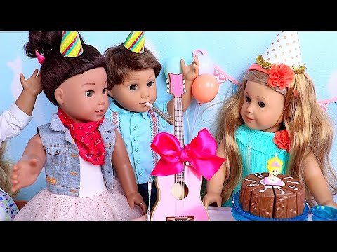 Кукла-сюрприз на день рождения тортом и подарками от лучших друзей I Play Toys Russian