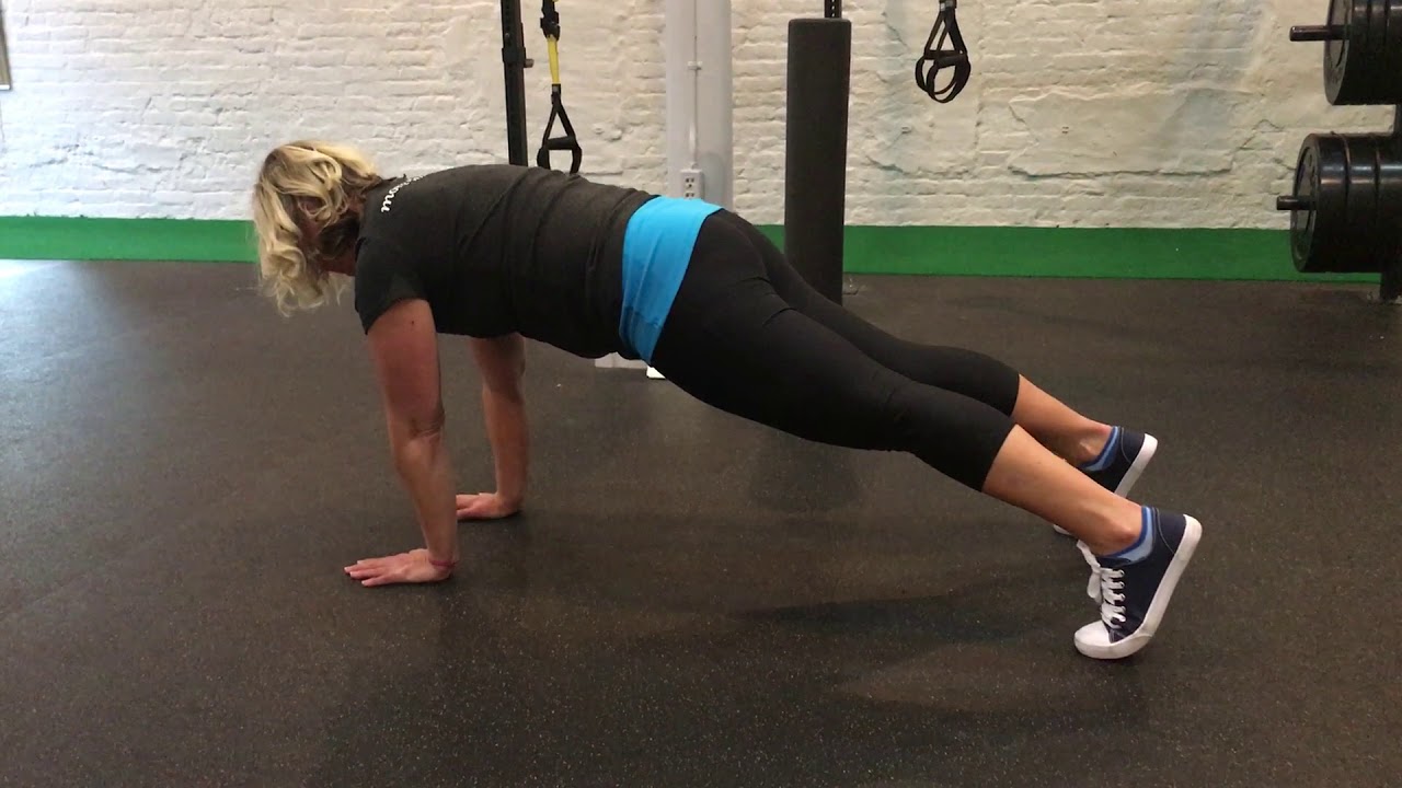 Walkout to easy plank fun! - YouTube