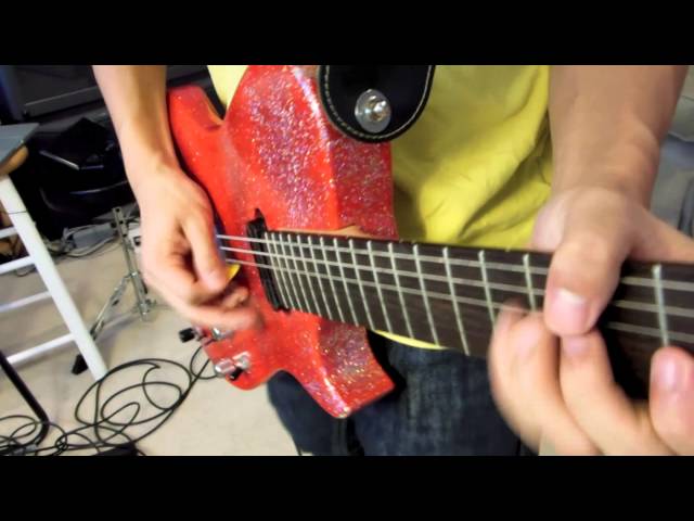 Plug in Baby [Muse HD Guitar Cover] - Manson Red Glitter/Glitterati Replica class=