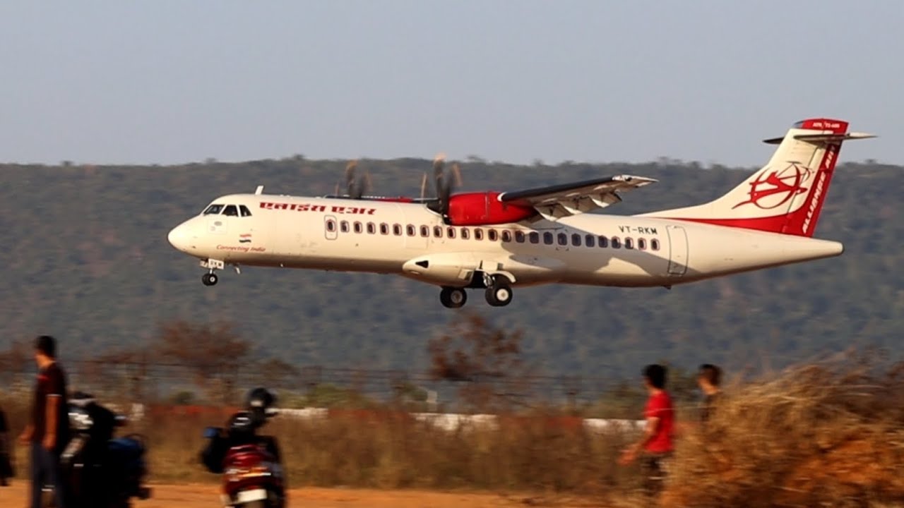Flight ATR 72 Landing || Rourkela Airport 