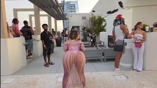 Blahgigi Throwing It Back